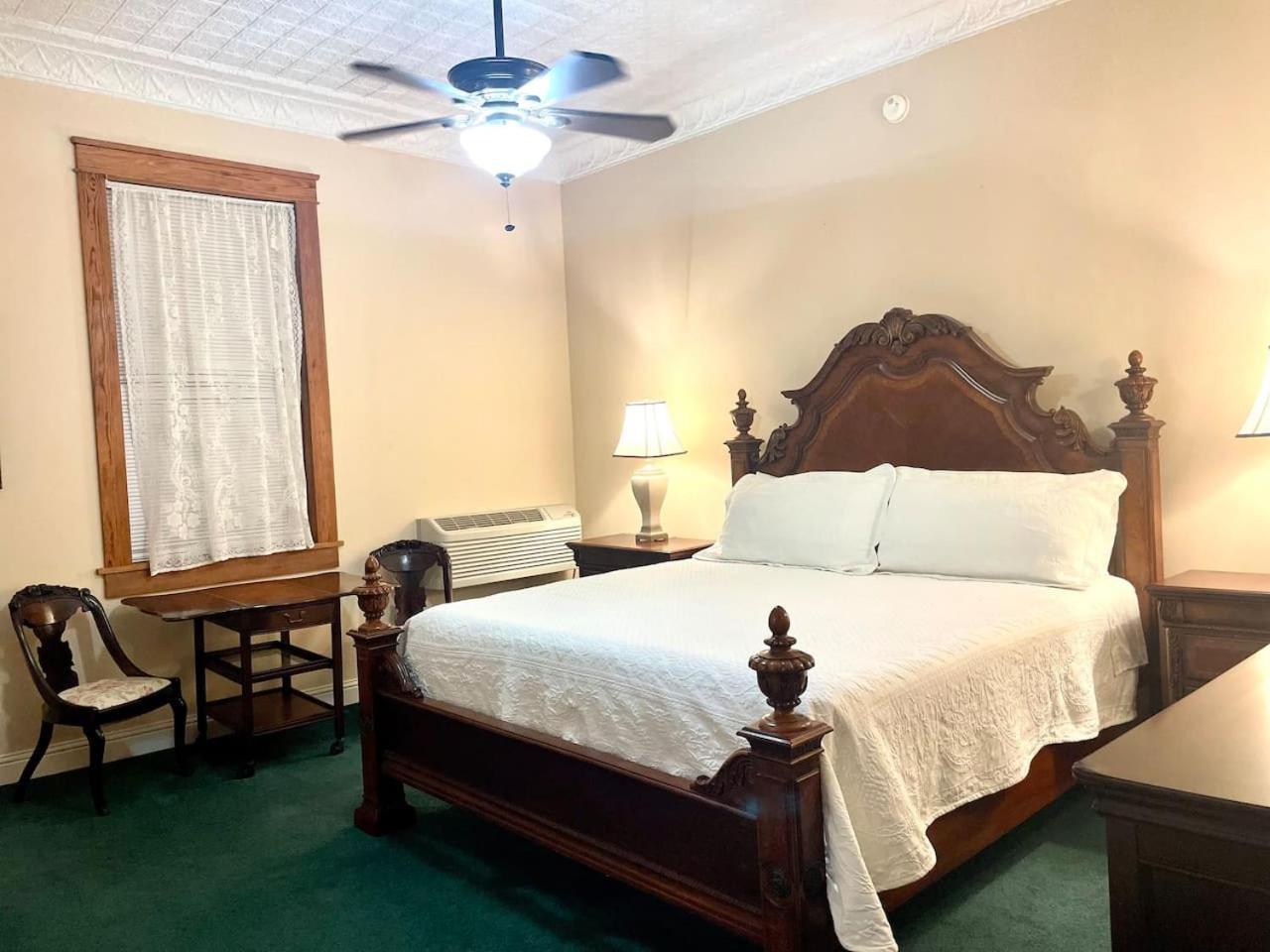 The Eastland Historic Hotel- Imperial Room المظهر الخارجي الصورة